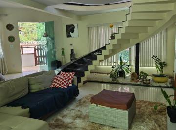 Casa · 252m² · 3 Quartos · 4 Vagas · Casa Em Piatã