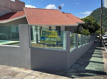 Casa · 416m² · 3 Quartos · 2 Vagas · Casa Com Piscina À Venda No Bairro Da Barra Em Balneário Camboriú