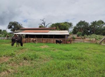 Foto 01 · Chácara À Venda Em Uberlândia - Mg: 3 Quartos, 1 Sala, 2 Banheiros Na Área Rural de Uberlândia