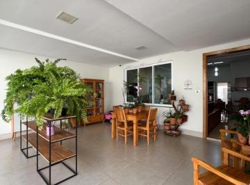 Foto 02 · Casa À Venda Em Uberlândia - Mg, Novo Mundo: 3 Quartos, 2 Suítes, 3 Banheiros, 2 Vagas de Garagem, 186