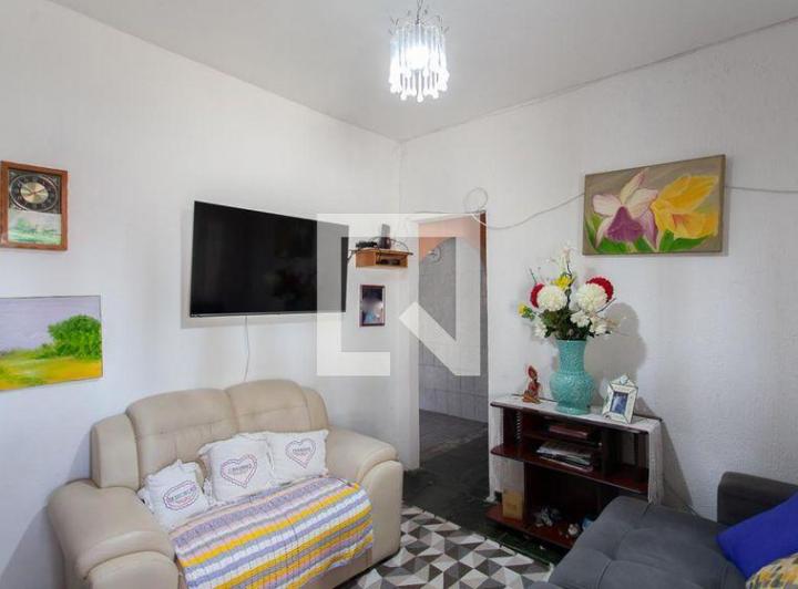 Casa À Venda - Piratininga, 2 Quartos, 360 m² - Belo Horizonte