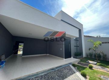 Foto 01 · Casa Com 03 Quartos, Sendo 01 Deles Uma Suíte, Localizada No Residencial Canadá, Goiânia - Go