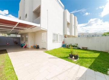 Área de Serviço · Sobrado Á Venda No Uberaba Com 112 m²