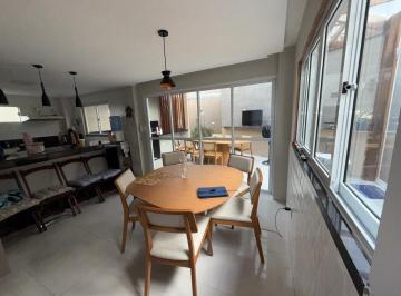 Casa · 311m² · 4 Quartos · 3 Vagas · Casa Em Pituaçu
