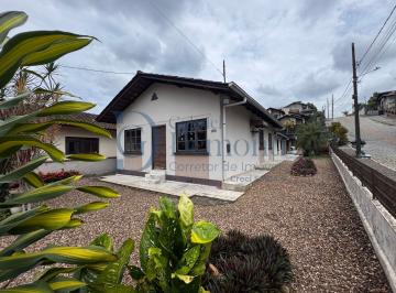 Casa · 288m² · 5 Quartos · 2 Vagas · 2 Casas Em Terreno de 1.124 m² No Bairro Das Capitais, Timbó/sc