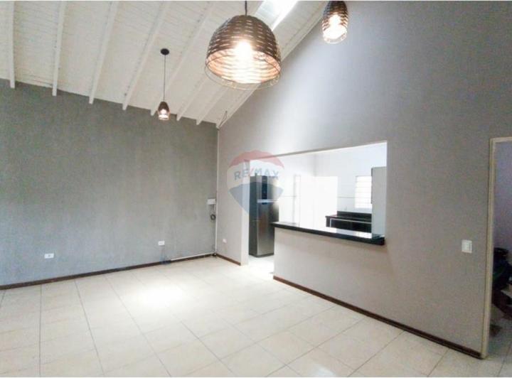 Casa À Venda Com 3 Dormitórios Em Cabreúva/sp