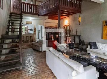 Casa · 900m² · 3 Quartos · 7 Vagas · Imoveis - Em Trevo