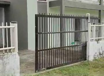 Casa · 180m² · 3 Quartos · 2 Vagas · Casa Sobrado Praia Da Ribanceira Imbituba