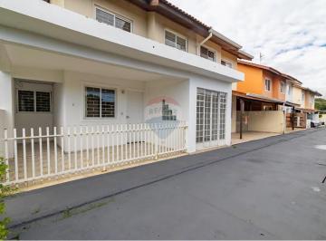 Casa · 96m² · 3 Quartos · 2 Vagas · Sobrado 03 Quartos Em Condominio No Boqueirão