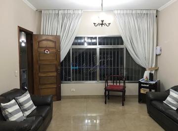 Casa · 261m² · 3 Quartos · 3 Vagas · Linda Casa Com Um Ótimo Terraço