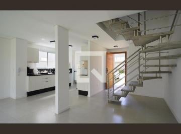 Casa · 120m² · 3 Quartos · 2 Vagas · Imoveis - No Morro Das Pedras