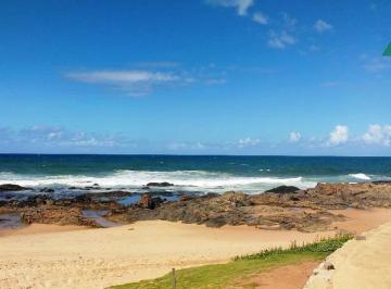 Apartamento de 1 quarto, Salvador · Apartamento Na Orla de Salvador - Quarto E Sala