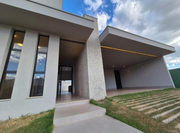 5af71c40a235465f978e6eb41a001914.jpeg · Casa Para Venda Em Uberlândia/mg - 3 Dorm. 241 m² Área Útil