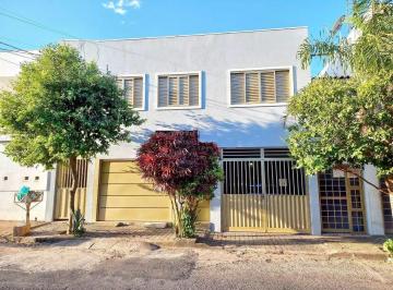 2022050216464401.jpg · Casa Para Venda Em Uberlândia/mg - 4 Dorm. 420 m² Área Útil
