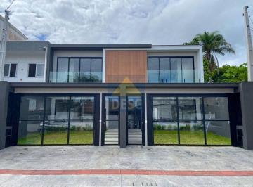Casa · 180m² · 3 Quartos · 2 Vagas · Sobrado Com 3 Suítes À Venda Em Balneário Camboriú