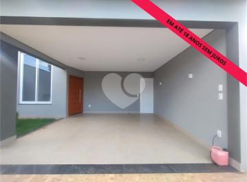 Área de Serviço · Casa À Venda Em Condomínio Fechado Em Piracicaba/sp.