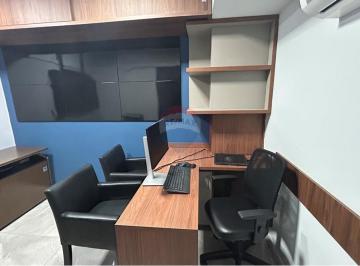 Comercial · 14m² · Sala Comercial À Venda No Centro Da Cidade por R$95.000