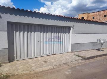 Casa · 200m² · 3 Quartos · 4 Vagas · Casa À Venda - No Bom Retiro