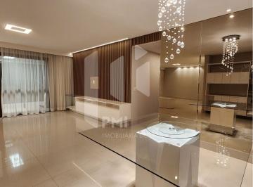 Apartamento · 212m² · 4 Quartos · 3 Vagas · Apartamento de 212 m² Com 4 Suítes, Em Andar Alto E Excelente Ventilação, Localizado Em Condomini