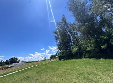 Foto 01 · Terreno Em Condomínio de Luxo Em Jaguariúna - Sp, 400 m², Localizado No Bairro Colinas Do Castelo