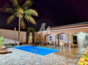Piscina · Casa (Térrea Na Rua) 3 Dormitórios/suite, Cozinha Planejada