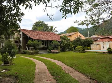 Terreno · 1350m² · Terreno Em Itaipu, Niterói/rj de 0 m² À Venda por R$1.200.000