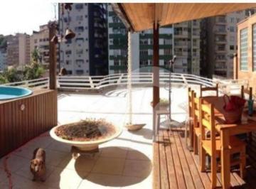 Casa · 228m² · 4 Quartos · 5 Vagas · Casa Em Icaraí, Niterói/rj de 228 m² 4 Quartos À Venda por R$1.530.000