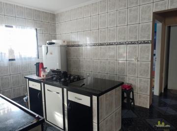 Casa · 2 Quartos · 1 Vaga · Casa Em Jardim Santo Antônio Da Boa Vista, Jacareí/sp de 0 m² 2 Quartos À Venda por R$320.000