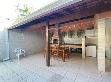 Casa · 112m² · 3 Quartos · 2 Vagas · Casa Em Jardim Belizário, Cotia/sp de 112 m² 3 Quartos À Venda por R$640.000