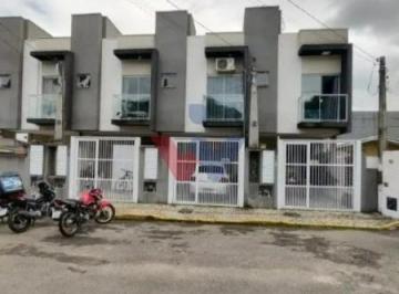 Casa · 69m² · 2 Quartos · Sobrado Em Morretes, Itapema/sc de 69 m² 2 Quartos À Venda por R$650.000