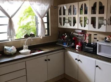 Casa · 171m² · 3 Quartos · 2 Vagas · Casa Em Centro, Vinhedo/sp de 171 m² 3 Quartos À Venda por R$650.000