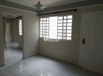 Casa · 190m² · 2 Quartos · 2 Vagas · Casa Disponível Para Locação E Venda No Bairro Custódio Pereira Em Uberlândia - Mg.
