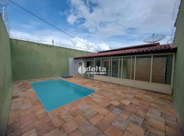 Casa · 350m² · 3 Quartos · 5 Vagas · Casa Disponível Para Venda No Bairro Nossa Senhora Das Graças Em Uberlândia Mg