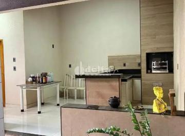 Casa · 400m² · 6 Quartos · 4 Vagas · Casa Residencial Para Venda No Bairro Jardim Brasília Em Uberlândia - Mg
