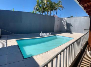 Casa · 432m² · 3 Quartos · 5 Vagas · Casa Com 3 Quartos Sendo 2 Suítes Disponível Para Locação No Bairro Cidade Jardim Em Uberlândia - Mg