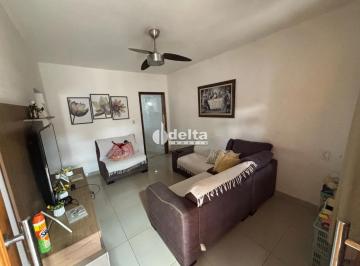Casa · 160m² · 3 Quartos · 3 Vagas · Casa Com 3 Quartos Sendo 1 Suíte Disponível Para Venda No Bairro Jardim Patrícia Em Uberlândia - Mg