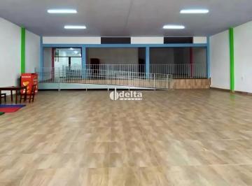 Comercial · 370m² · Galpão Disponível Para Locação E Venda No Bairro Tibery, Em Uberlândia - Mg.