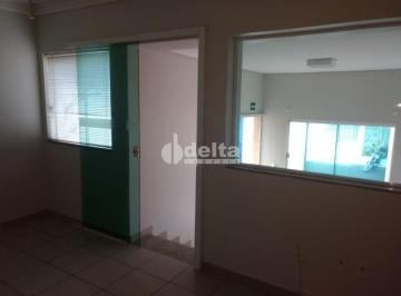NULL · Casa Com 3 Quartos 1 Sendo Suíte Disponível Para Venda No Bairro Brasil Em Uberlândia - Mg