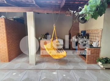 NULL · Casa Residencial Com 4 Quartos Sendo 2 Suítes Disponível Para Venda No Bairro Planalto Em Uberlândia