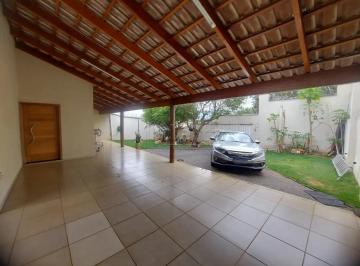 Casa · 450m² · 3 Quartos · 6 Vagas · Casa Com 3 Quartos Sendo 2 Suíte Disponível Para Venda No Bairro Vigilato Pereira Em Uberlândia - Mg