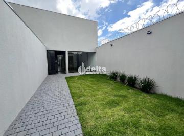 Casa · 125m² · 2 Quartos · 2 Vagas · Casa Com 2 Quartos Sendo 1 Suíte Disponível Para Venda No Bairro Jardim Holanda Em Uberlândia Mg