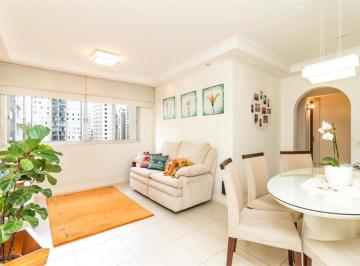 Living · Imoveis - Em Cidade Monções