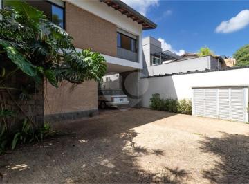 Área de Serviço · Imoveis - No Jardim Novo Mundo