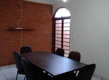 Comercial · 250m² · 4 Quartos · 3 Vagas · Casa Comercial de 155 m² Com 04 Salas Para Locação - Nova Ribeirânia