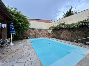 Casa · 437m² · 5 Quartos · 4 Vagas · Casa Sobrado de 303 m² Com 04 Suítes À Venda - Ribeirânia
