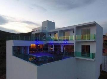 Casa · 781m² · 5 Quartos · 4 Vagas · Casa Padrão Em Capitólio