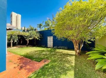 Casa · 350m² · 3 Quartos · 4 Vagas · Casa Sobrado de 219 m² Com 03 Suítes Para Locação Em Condomínio - Jardim Botânico
