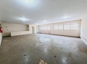 Comercial · 505m² · Loja Comercial de 592 m² Com 02 Banheiros Para Locação - Centro