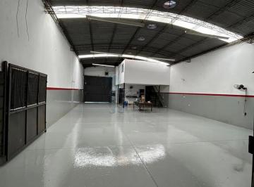 Comercial · 523m² · 2 Vagas · Galpão Comercial de 500 m² Com 04 Lavabos Para Locação - Vila Brasil