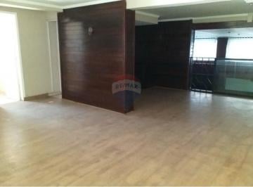 Comercial · 100m² · 1 Vaga · Loja Comercial Para Alugar 100 m², Centro de Sáo José Dos Campos